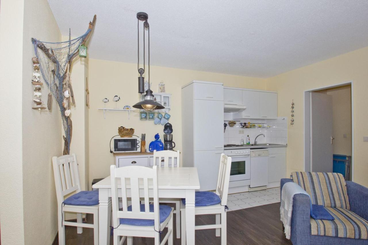 Strandnahe 2-Raum-Ferienwohnung Mit Balkon - Strandhaus Moenchgut Fewo 10 Lobbe Exteriör bild